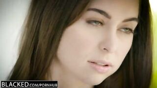 Petite teen Riley Reid takes her very first BBC