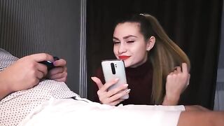 Babe proves she’s a true gamer in this steamy scene