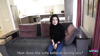 The hot realtor cheats on her husband with a client and gets creampied