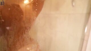 Young amateur girl has sex with a big dildo in the shower