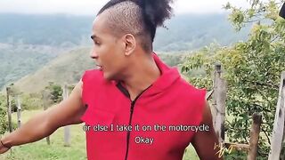 Mariana pays for her car repair with her pussy on the street