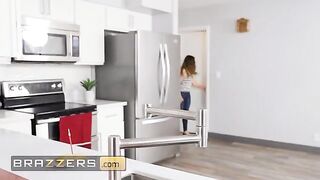 Oliver looks for his GF, but finds a hot stepmom in her place