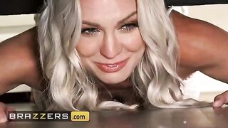 Kenzie Taylor's BF helped her in intense anal action