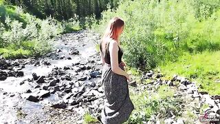 A teen redhead girl compensated her lack of money with sex