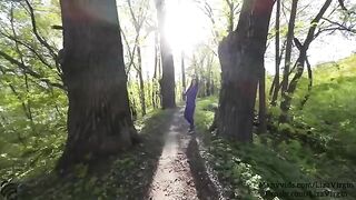 A guy came to the wood and got his dick in mouth