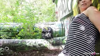 German mature gets fucked by Turkish stud in hardcore scene