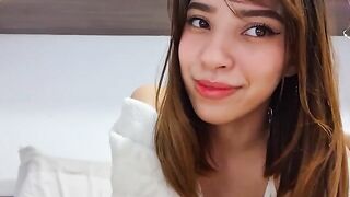 The hottest homemade JOI with sexy Brazilian babe Julie Oliver