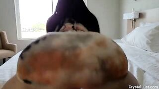 An IG model with a big Latin ass fucks with a guy in the hotel room