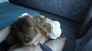 A Russian schoolgirl would like to have sex for 200 dollars