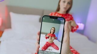 A girl who wanted to take photos ended up having sex with the guy