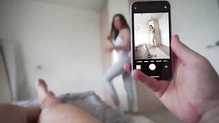 The final payment to the photographer through intense means