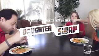 A girl thief is fucked by the officer in the shop