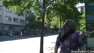 Hot mature woman with freckles gets her pussy railed by horny dude