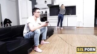 The cute girl with small boobs fucks her stepbrother on SISPORN
