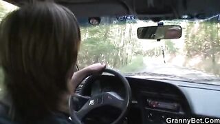 A hot granny is getting fucked on the highway