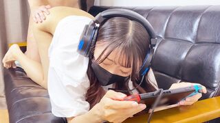 A young gamer girl has no time for a fuck and her boyfriend is fucking bored