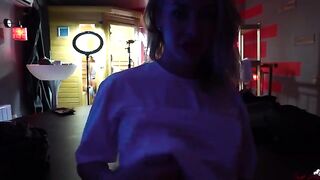 Wet Kelly, masturbating while watching actors play, an exclusive video