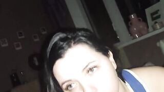 A gorgeous brunette met me for a Tinder date in a hotel room and gave me an amazing blowjob