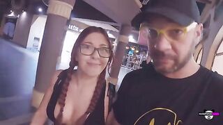 Ex-girlfriend-like sex with a quasi-wife in public bathroom