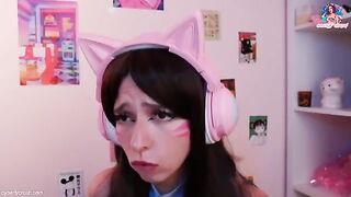 Gamer girl Dva Overwatch Cosplay fucks while playing and rides a dildo