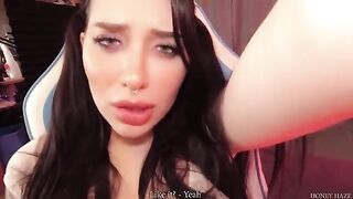 Gaming and sex with a cute teenage girl don’t mix