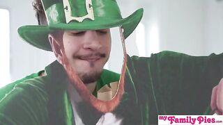 Braylin Bailey jokes about her stepbrother's sex habit
