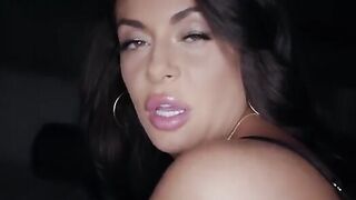 Voluptuous MILF Kiki gets her tight ass gapped by TUSHYRAW