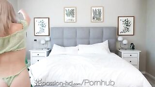 Blonde woman fucked on St. Patrick's Day in a passionate scene