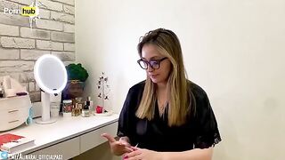 Yes, girl... yes... Fuck. Fucking tie up stepmom in my dad's bedroom!
