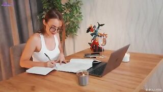 The Spanish teacher made her student cum by squirting on his lesson book