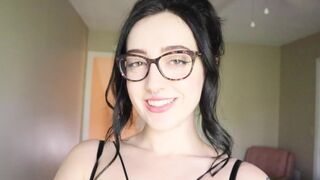 I failed the "Hysterical Literature" Try Not To Cum Challenge, damn!