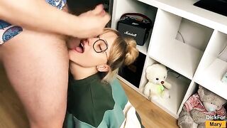 The girl did not understand the teacher and then she sucked his dick