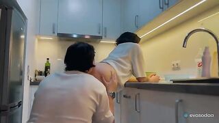 A couple has an amazing and romantic sex without throat fucking