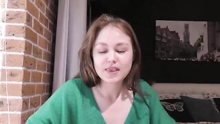 Bookworm student learns hard Kamasutra at 18 y.o