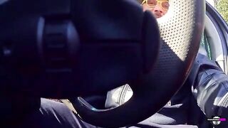 Amateur blowjob video with nonsensical Italian dialogues