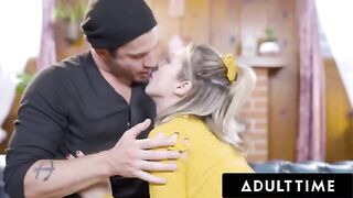 Aiden Ashley gets her pussy smashed on the first date