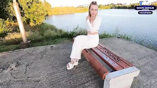 A hot chick hooked up with someone from a dating app and gave an incredible blowjob