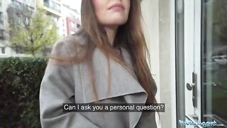 A young babysitter fucks with a stranger in her flat for cash