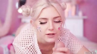 All cute girls like to get hot sperm on their faces, a timeless allure