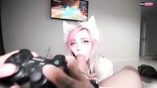 I play Genshin Impact while my girlfriend fucks me with her cunt