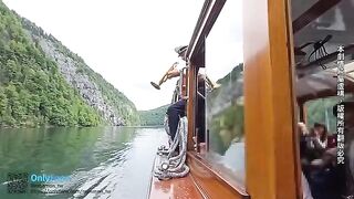 A reporter, Kyzdar Net, fucked a hot babe in Germany