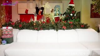 Sia Siberia celebrates Christmas with her sweet and juicy pussy
