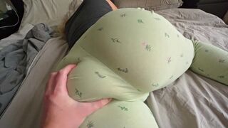 Sensual fuck with a thick ass girl with a side ponytail
