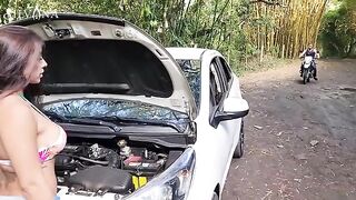 A stranger helped me in a car trouble and I rewarded him with sex