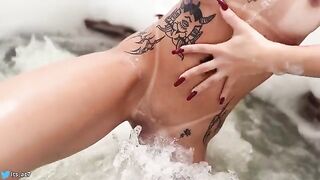 Babe fucks in the hotel pool with a big dick