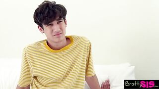 A guy tried to fuck his stepsister, but she didn’t want to