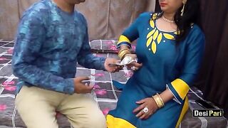 Desi Pari, a sexy auntie, gets fucked roughly for money with clear Hindi audio