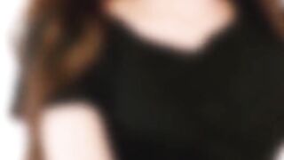 Horny girlfriend fingered herself, just like her favorite thing to do