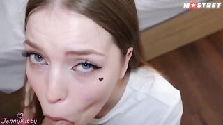 The delivery girl got fucked by a random stranger at the door