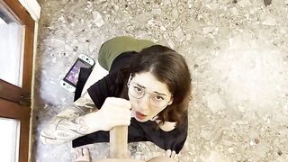 A gamer girl fucks with the owner of the big dick in TikTok